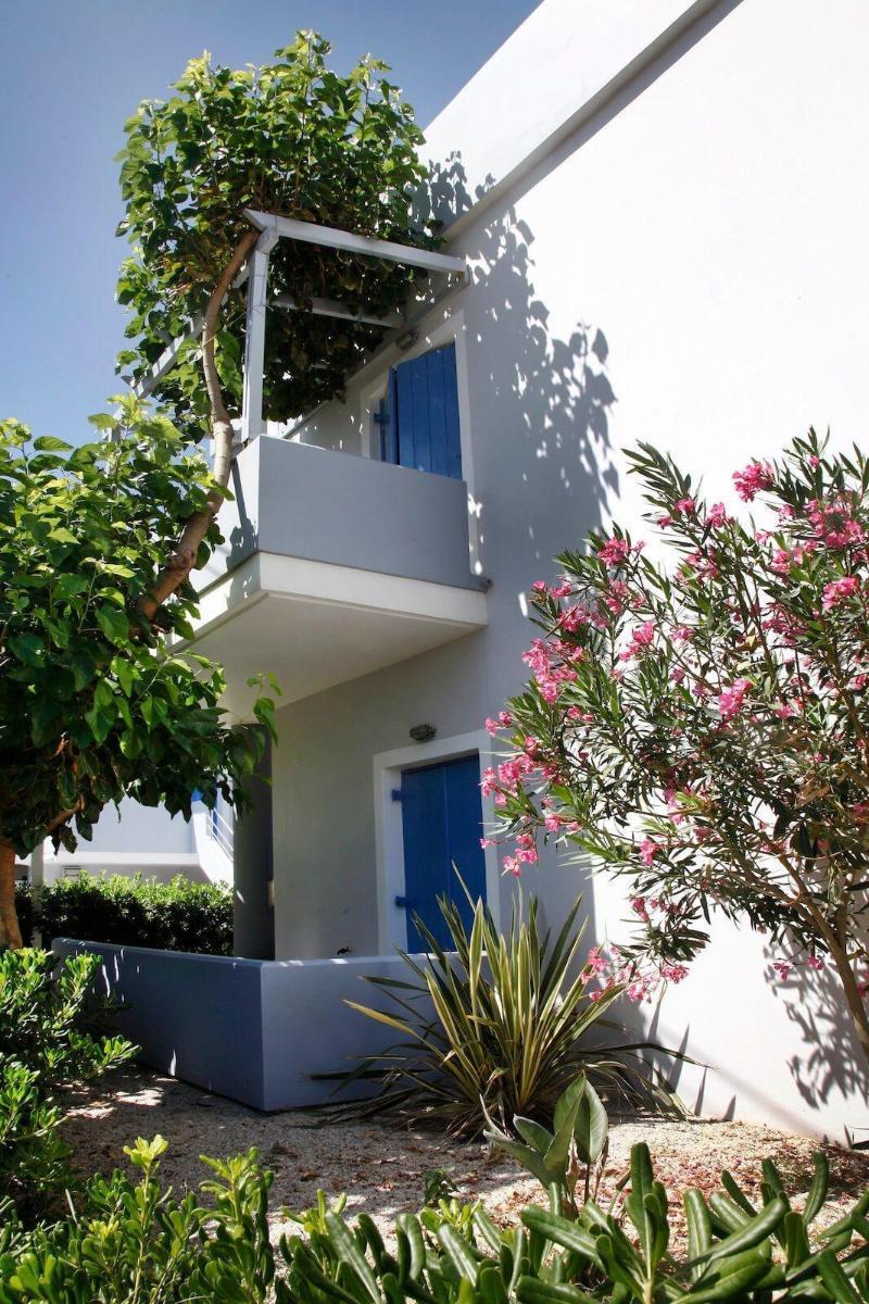 Vasilis * Agia Marina